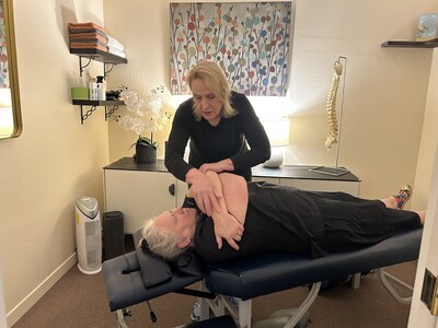 Chiropractic adjusting, cervical adjusting, lower back pain, headaches, stiff joints, massage therapy, Core strengthening